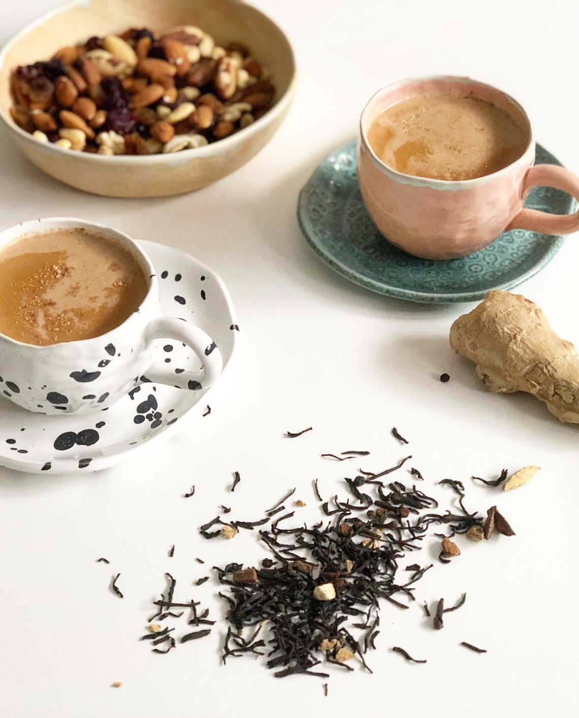 Vertical Taste: Mic dejun cu cornulete de post si ceai Masala Chai