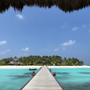 Dubai si Maldive