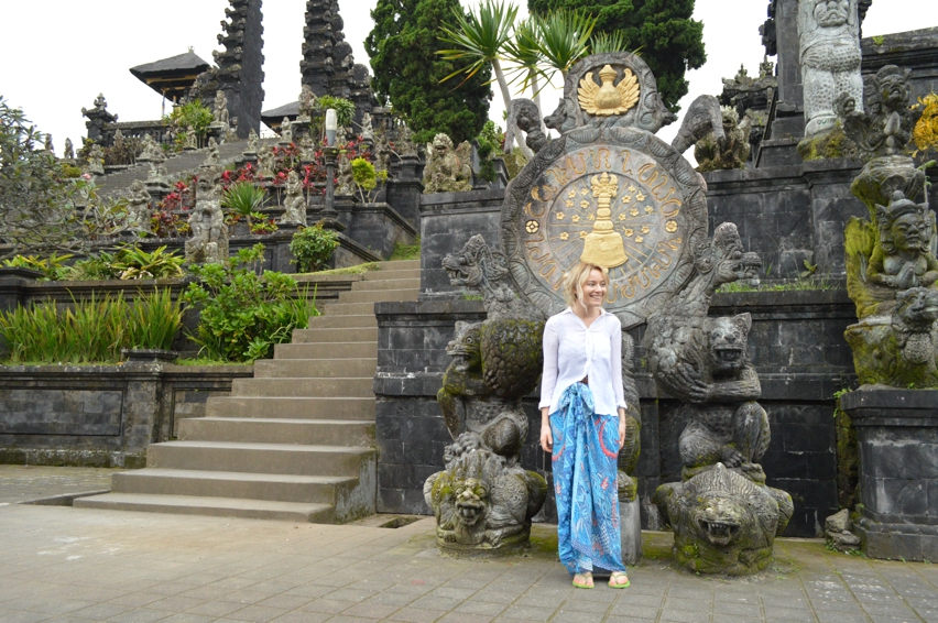 Laura Cosoi  Bali-07